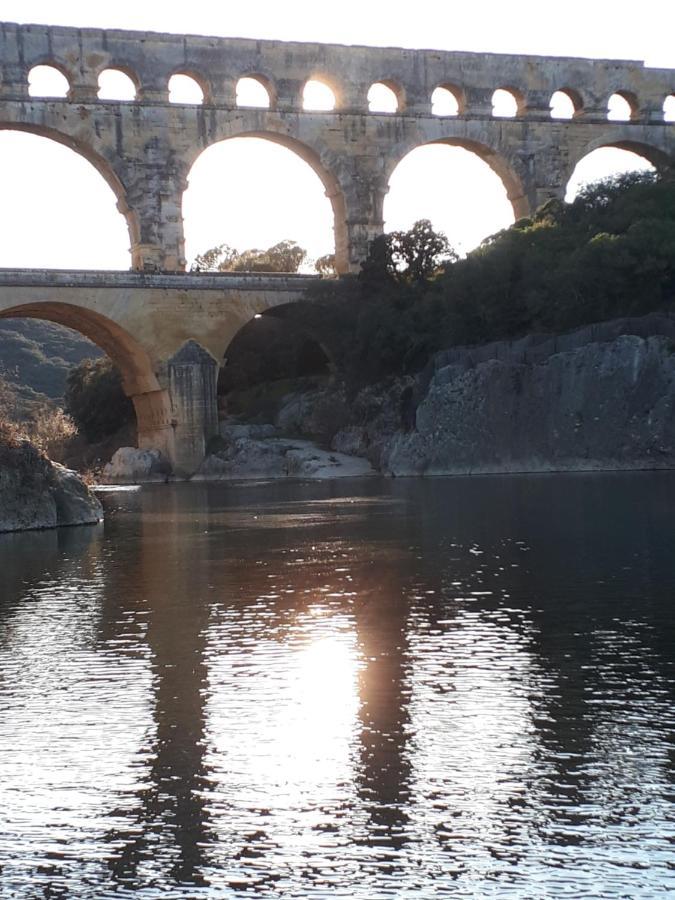 Bed and Breakfast Aux Berges Du Pont Du Gard Vers-Pont-du-Gard Exterior foto