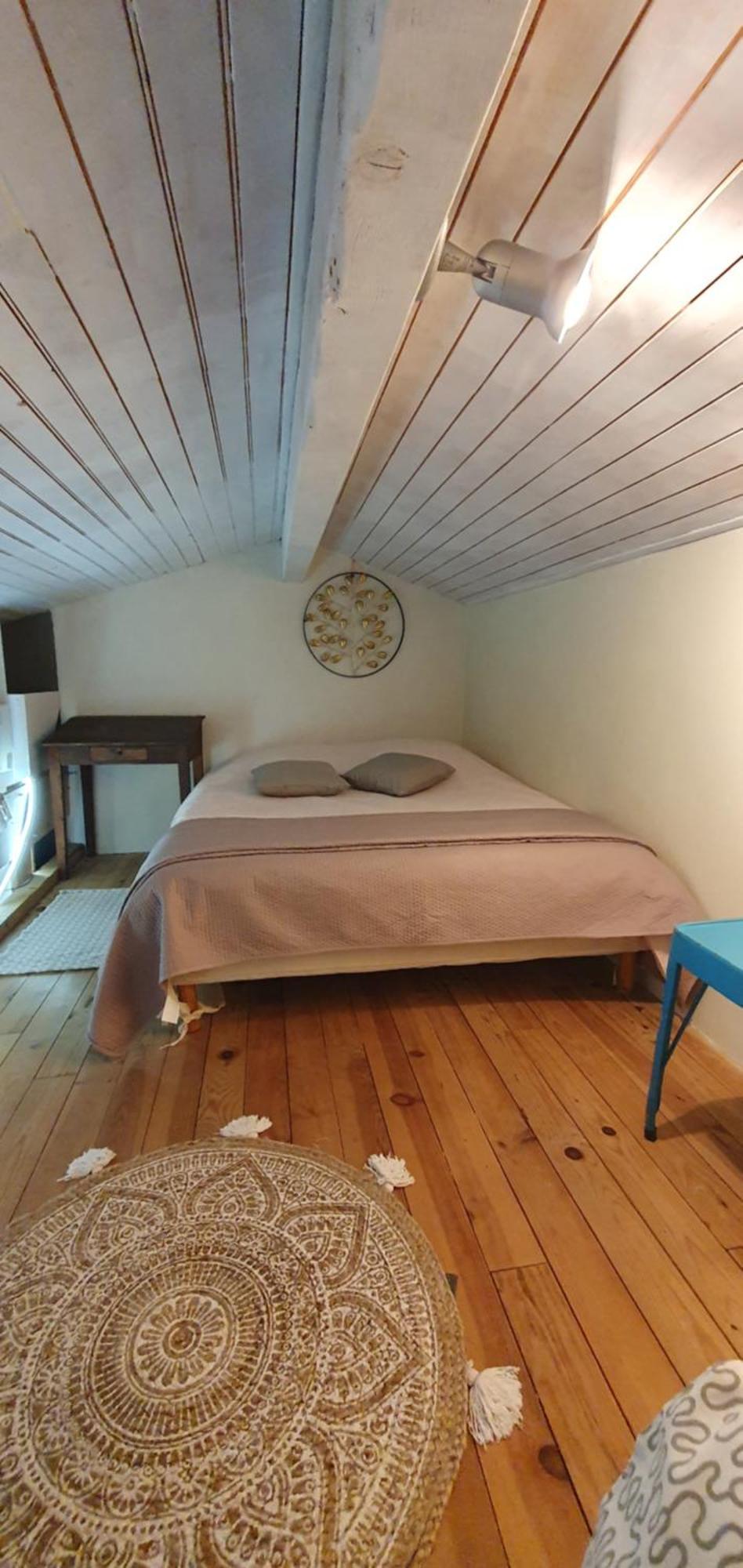 Bed and Breakfast Aux Berges Du Pont Du Gard Vers-Pont-du-Gard Zimmer foto